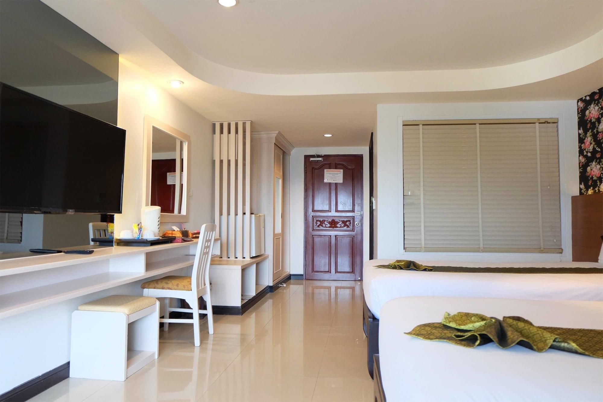 Grand Hill Resort And Spa Nakhon Sawan Exterior foto