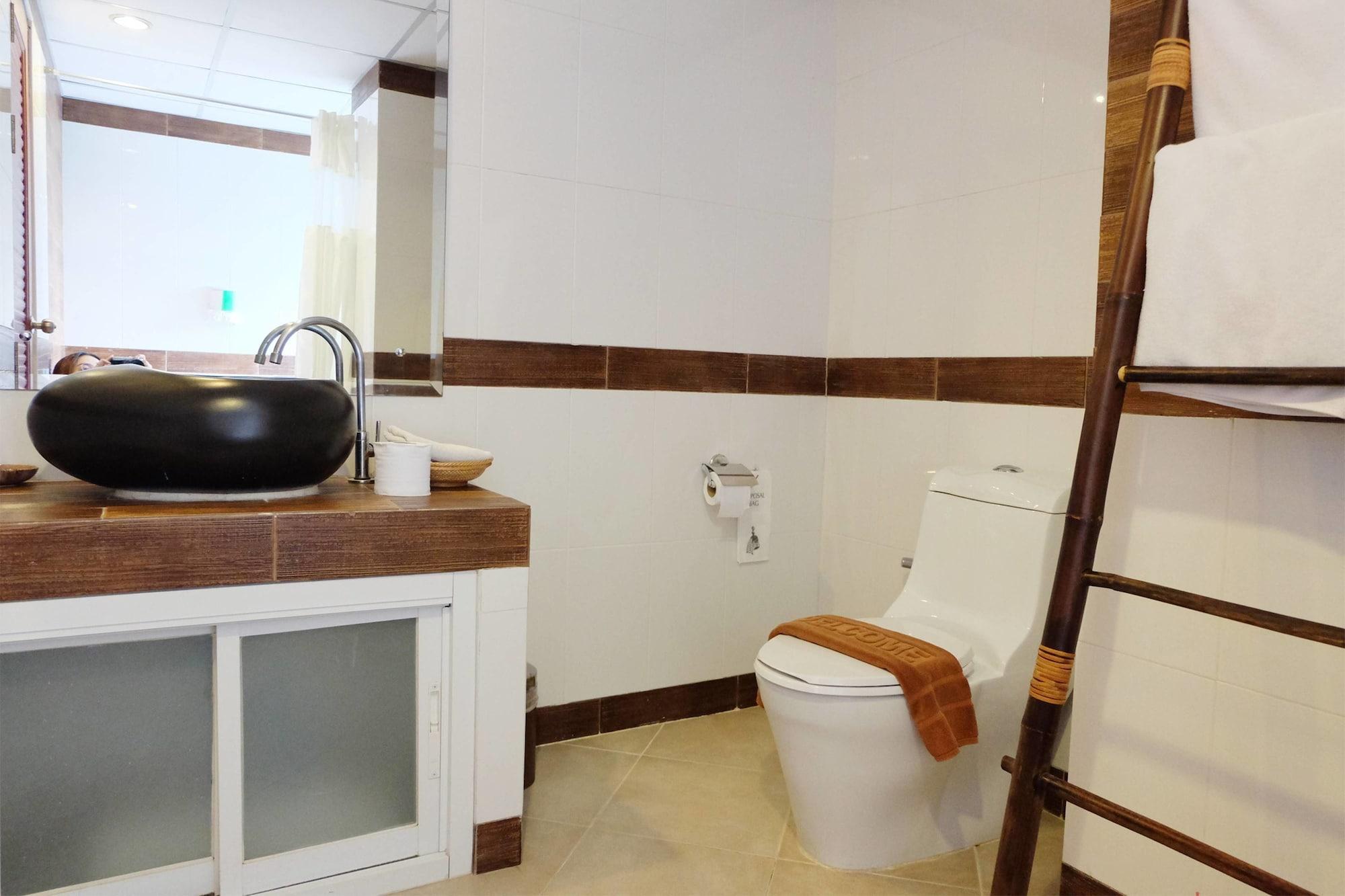 Grand Hill Resort And Spa Nakhon Sawan Exterior foto